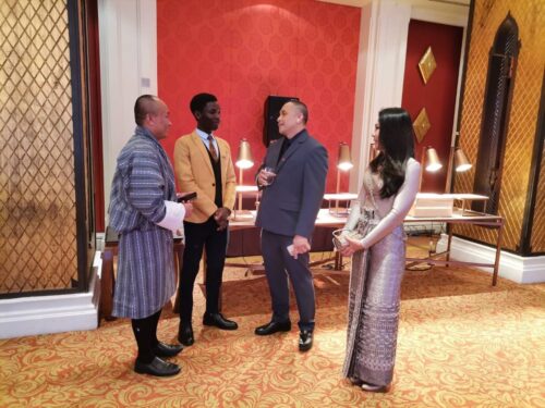 messageImage 1764231019995-2